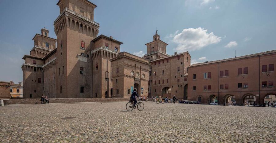 Ferrara: City Highlights Walking Tour with Local Guide - Starting under the Estense Castle loggia