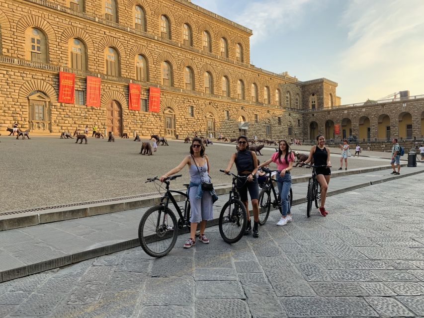Florence: 2-Hour Guided Sightseeing Bike Tour - Oltrarno and Piazza Pitti