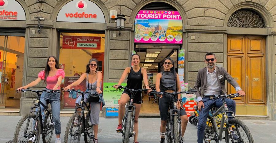 Florence: 2-Hour Guided Sightseeing Bike Tour - Starting near San Lorenzo and the Medici quarter