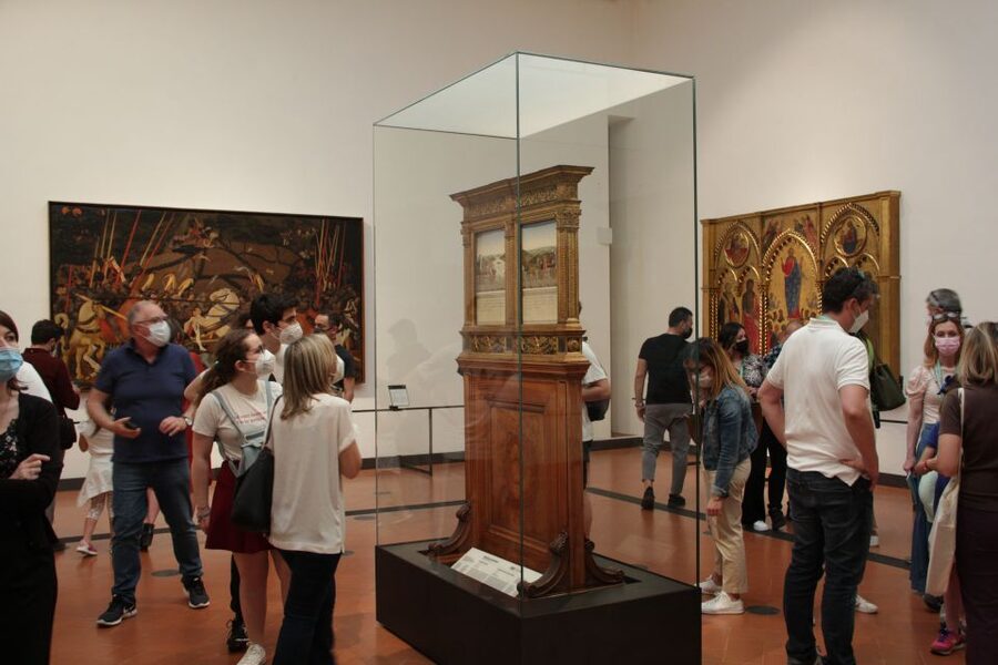 Florence: Accademia and Uffizi Combo Priority Entry Tickets - Moving Between the Accademia and Uffizi