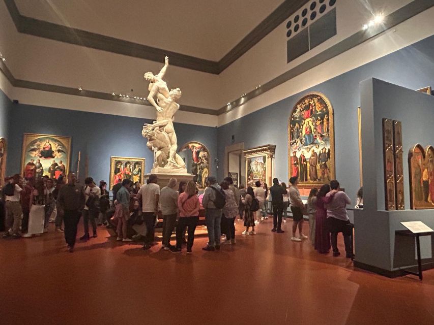 Florence: Accademia Gallery David Entry & Audio Guide App - Getting from the host to the museum entrance
