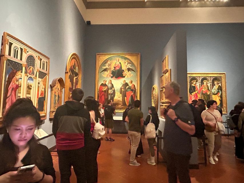 Florence: Accademia Gallery David Entry & Audio Guide App - Medici instruments and the Stradivarius display