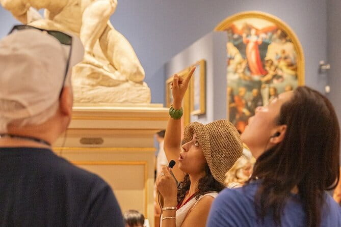 Florence Accademia Gallery Tour & Skip-the-Line Tickets Included - Entering the Accademia with less waiting