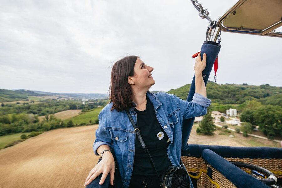 Florence: Balloon Flight Over Tuscany - A gentle landing, then a Tuscan breakfast