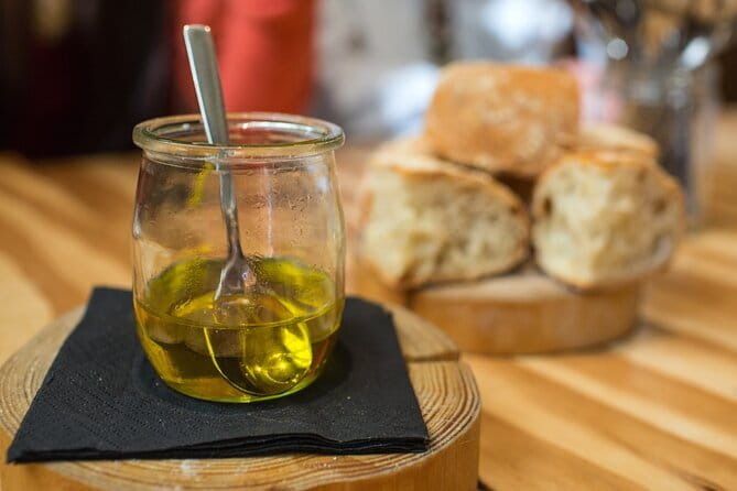 Florence Central Market Food Tour with Eating Europe - Central Market turns food shopping into a social event
