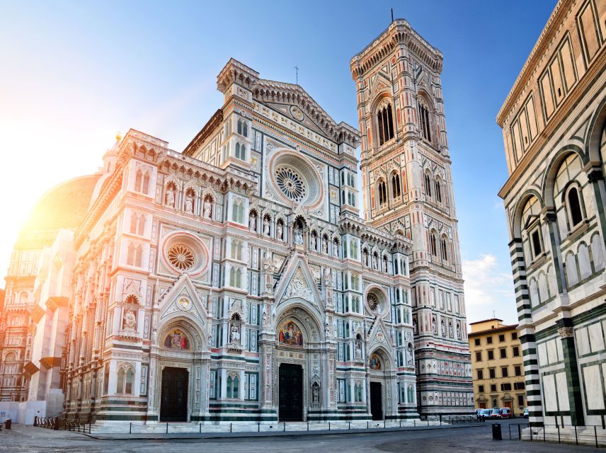 Florence: Climbing Tour of Brunelleschi’s Dome - Meeting beside the Lindt shop