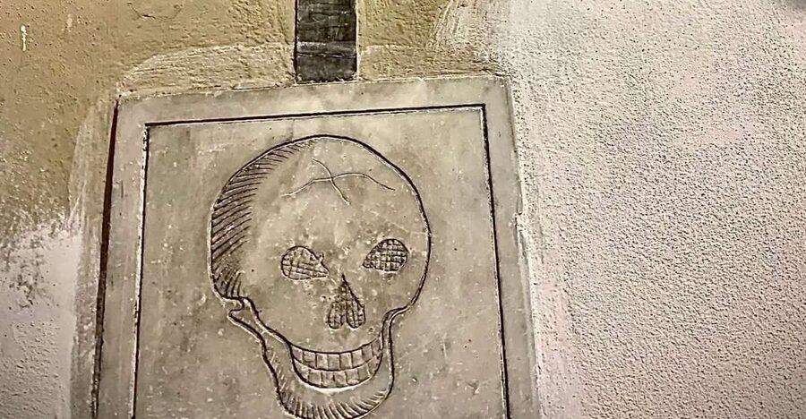Florence: Dark Mysteries and Legends Guided Walking Tour - Ending at Ponte Vecchio