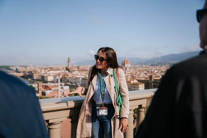 Florence Day Trip: Chianti Wine Tasting, Siena, San Gimignano - How the guide changes the day