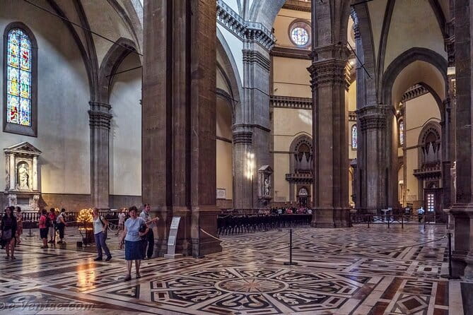 Florence Duomo Cathedral with Host & Audio Guide (Interior Only) - The audio guide and live explanation