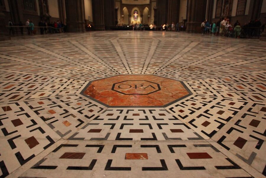 Florence: Duomo Guided Tour with Optional Dome Climb Upgrade - Practical rules inside the cathedral