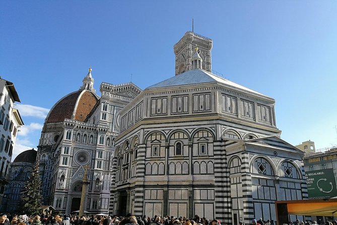 Florence Duomo Skip-Any-Line Guided Tour with Priority Entrance - The first 55 minutes: reading the Piazza del Duomo