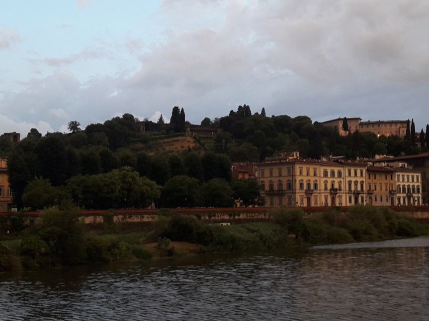 Florence: Eco-Friendly Golf Cart City Tour with Audio Guide - Taking the 1.5-hour route to Piazzale Michelangelo