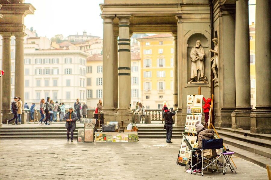 Florence: Eco-Friendly Panoramic Tour in Electric Golf Cart - Live guide or recorded audio?