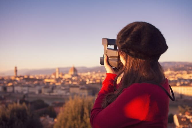 Florence Exclusive PRIVATE Food Tour with 6 or 10 Tastings - Ponte Vecchio and the Arno crossing