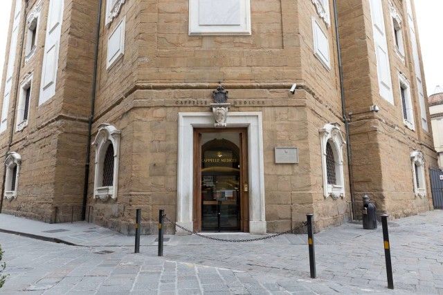 Florence: Firenze Card Official Museum City Pass - What is not included