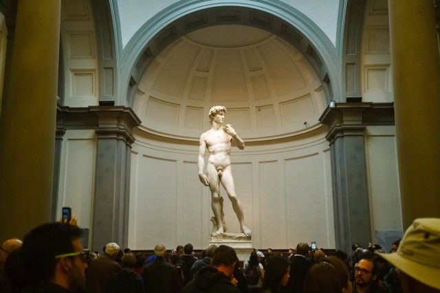 Florence: Firenze Card Official Museum City Pass - The discounts beyond museum doors