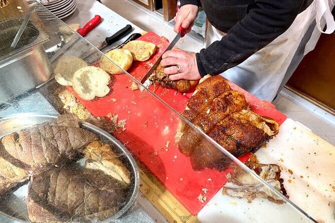 Florence Food Tour: Home-Made Pasta, Truffle, Cantucci, Olive Oil, Gelato - Mercato Centrale: olive oil, balsamic, and fresh pasta
