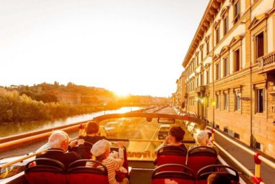Hop-on Hop-off Bus Tour: 24, 48 or 72-Hour Ticket