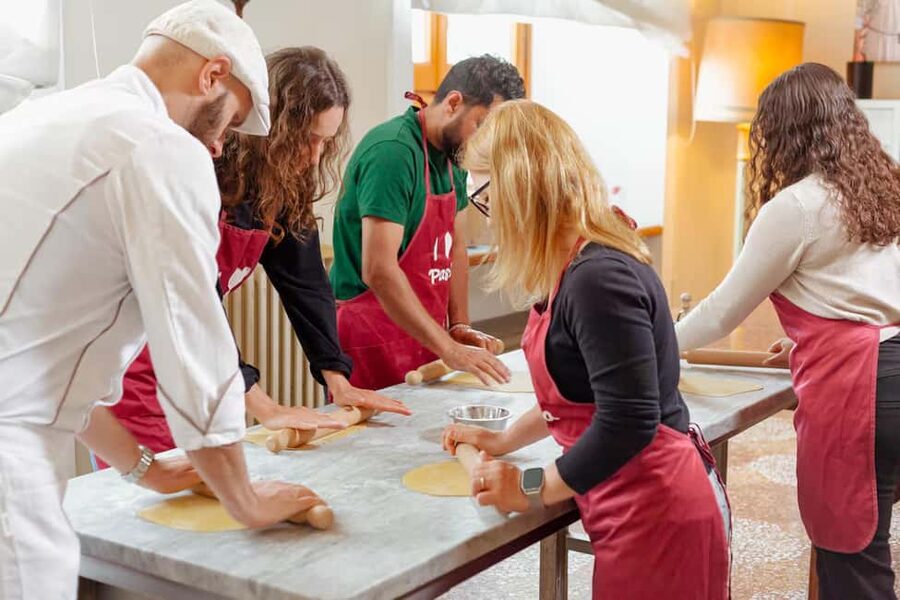 Florence: Lasagna and Spaghetti-Making Class - Why this Florence pasta class works