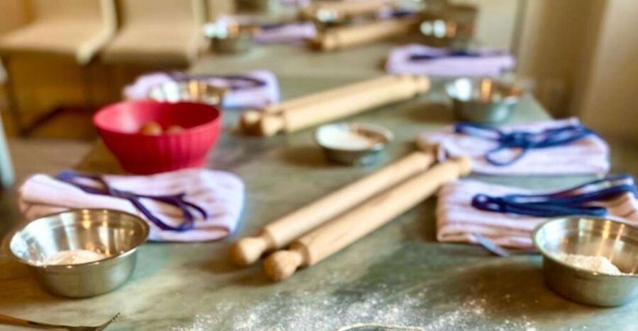 Florence: Lasagna and Spaghetti-Making Class - Sitting down to eat what you made