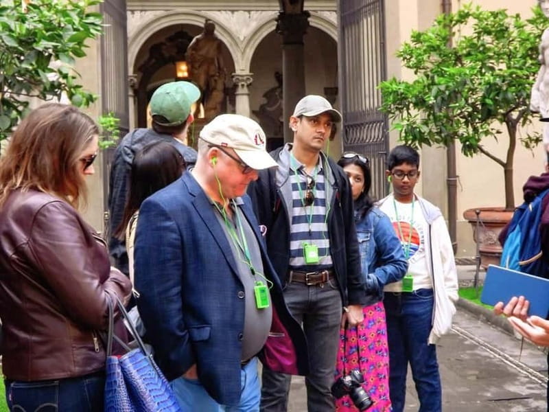 Florence: Medici Family Guided Walking Tour - Practical details that can make or break the walk