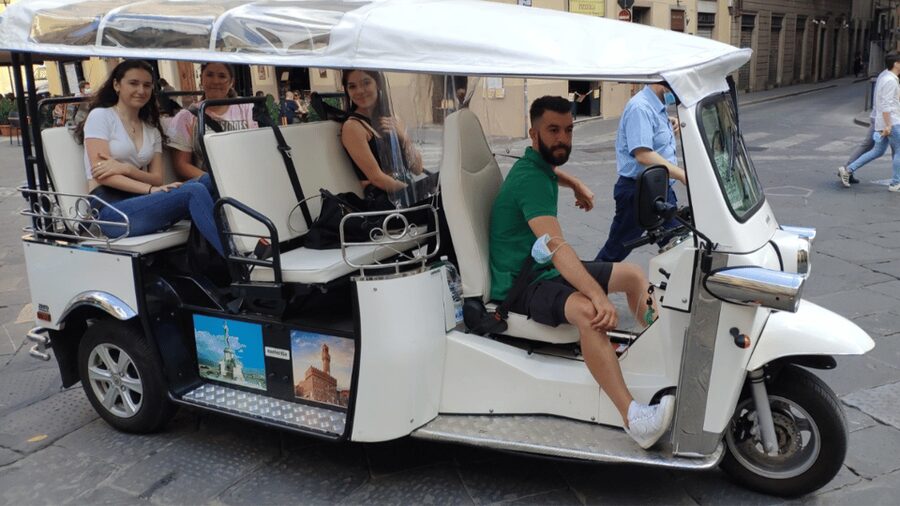 Florence: Old Town Golf Cart Excursion - Key points to know before booking