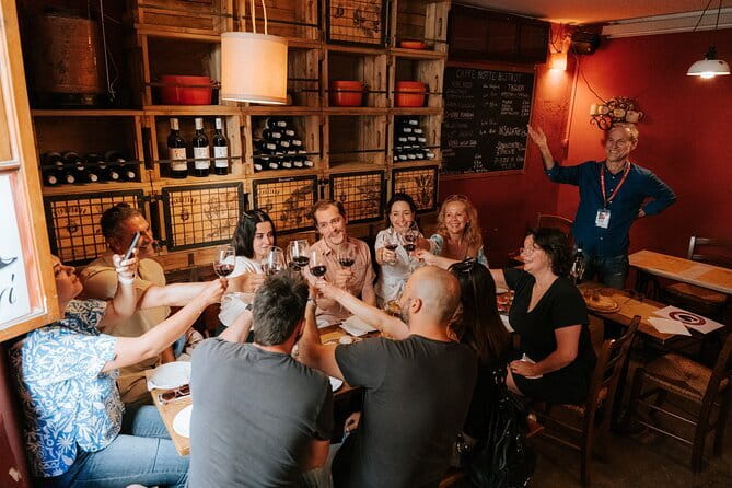 Florence Oltrarno Neighborhood Food & Wine Dine Around - Why Oltrarno makes a good food-tour setting