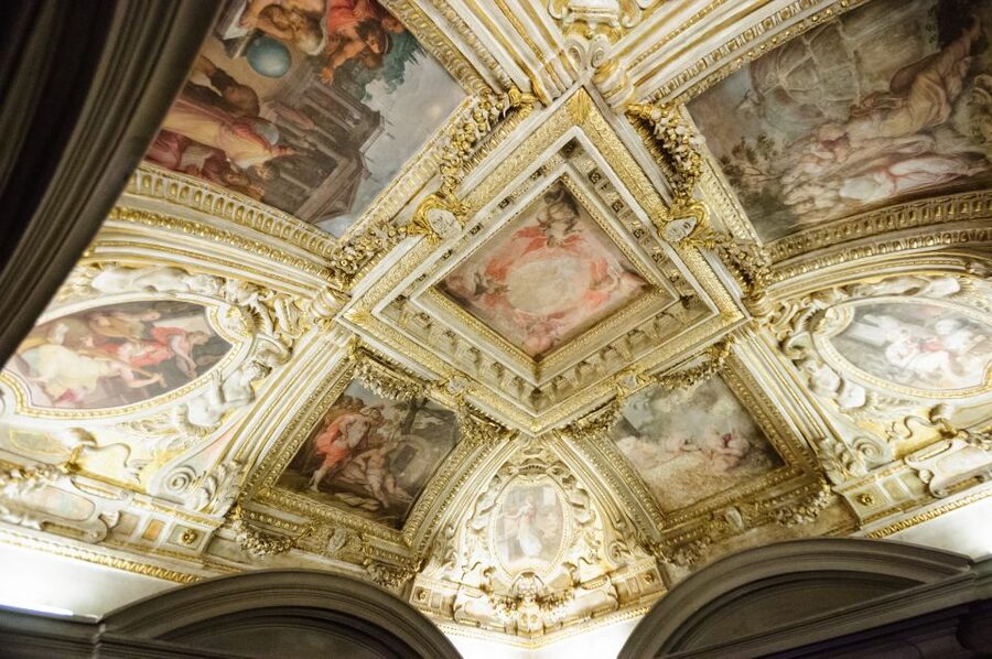 Florence: Palazzo Vecchio Entrance Ticket & Audioguide - Finding the entrance and collecting your ticket