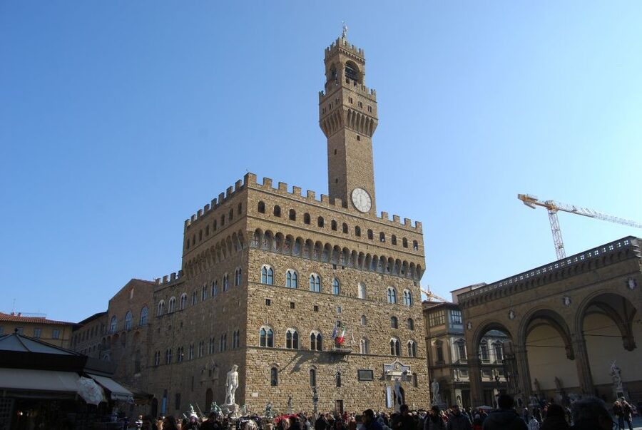 Florence: Palazzo Vecchio Guided Tour - The Salone dei Cinquecento: Florence on a grand scale
