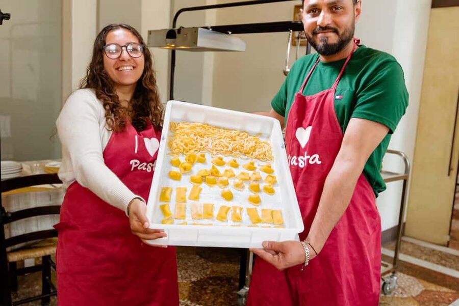 Florence: Pasta Class with Wine, Limoncello and Dessert - The instructor can shape the whole afternoon