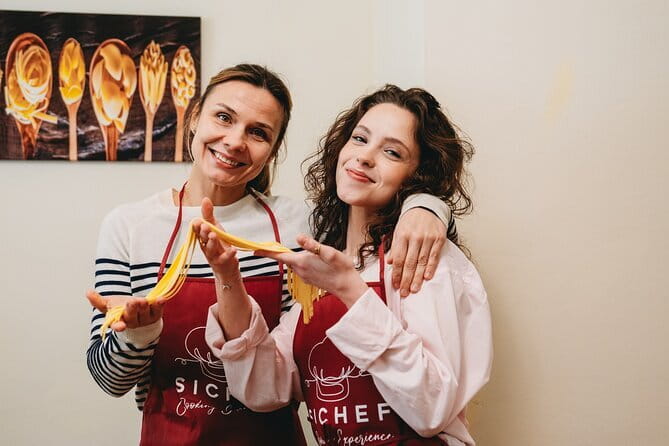 Florence: Pasta Cooking Class with Unlimited Wine - Why the chef matters