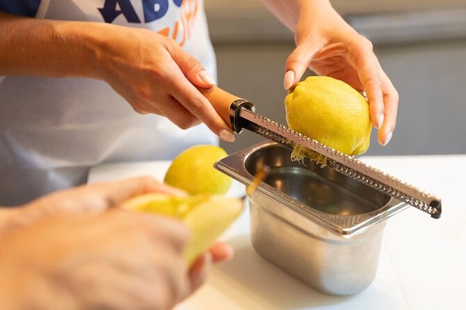 Florence Pizza or Pasta Class with Gelato Making at a Tuscan Farm - A three-course meal with wine, beer, and your own work