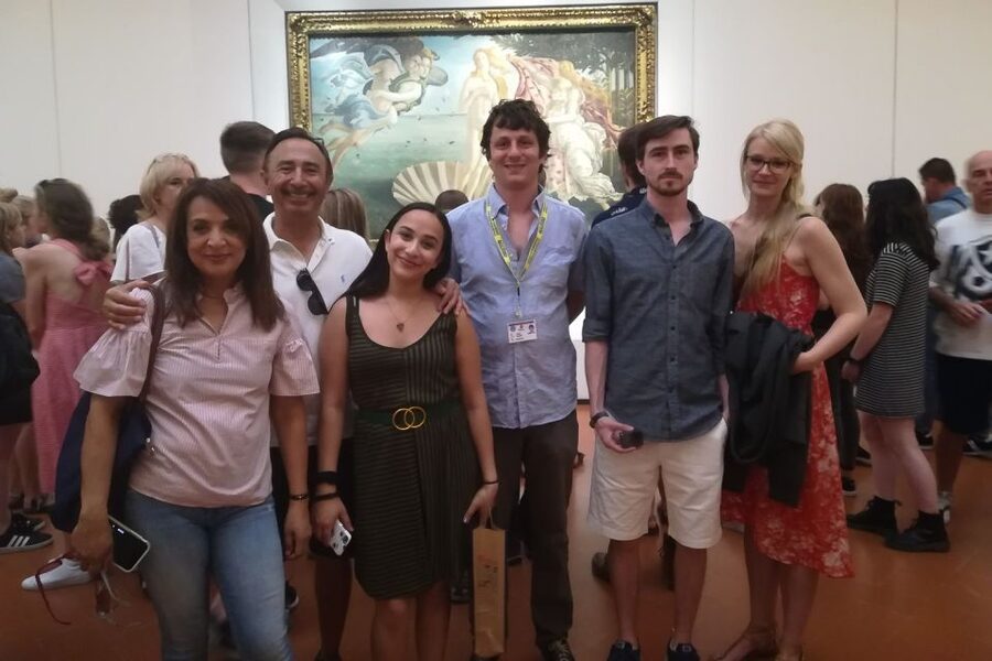 Florence: Private Uffizi Gallery Discovery Tour with Ticket - Inside the Uffizi: a focused route through Renaissance Florence