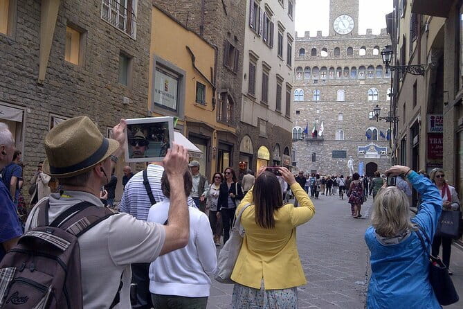 Florence Private Walking tour with Skip-the-line to Accademia - What priority entry really means here