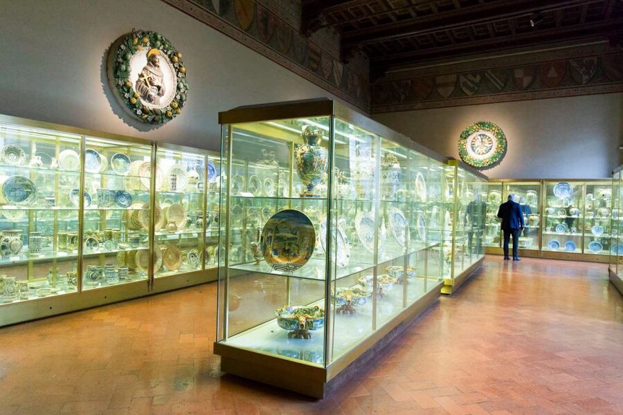 Florence: Reserved Entry Ticket to Bargello Museum - How much help will you have inside?