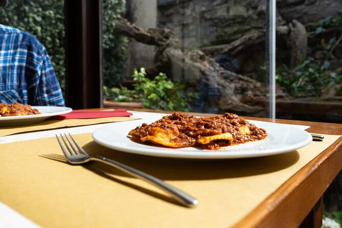 Florence’s Ultimate Food Tour: Full Tuscan Meal by Do Eat Better - Via Guelfa: meats, cheese, and a first glass of wine
