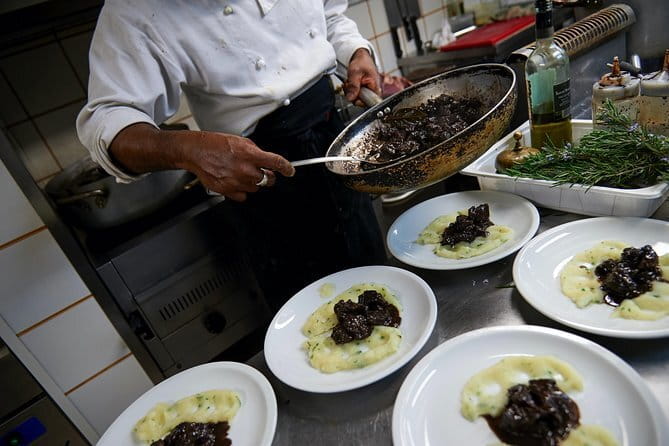 Florence’s Ultimate Food Tour: Full Tuscan Meal by Do Eat Better - How much food do you really get?