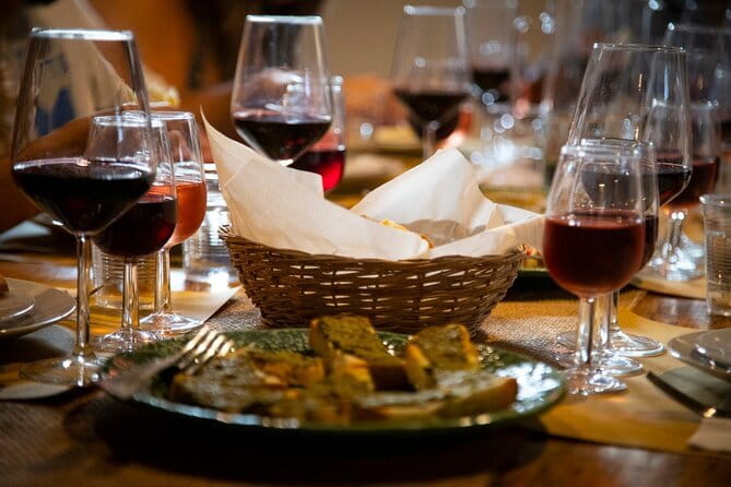 Florence: Siena & San Gimignano with Dinner in a Boutique Winery - Leaving Florence for the Tuscan hills