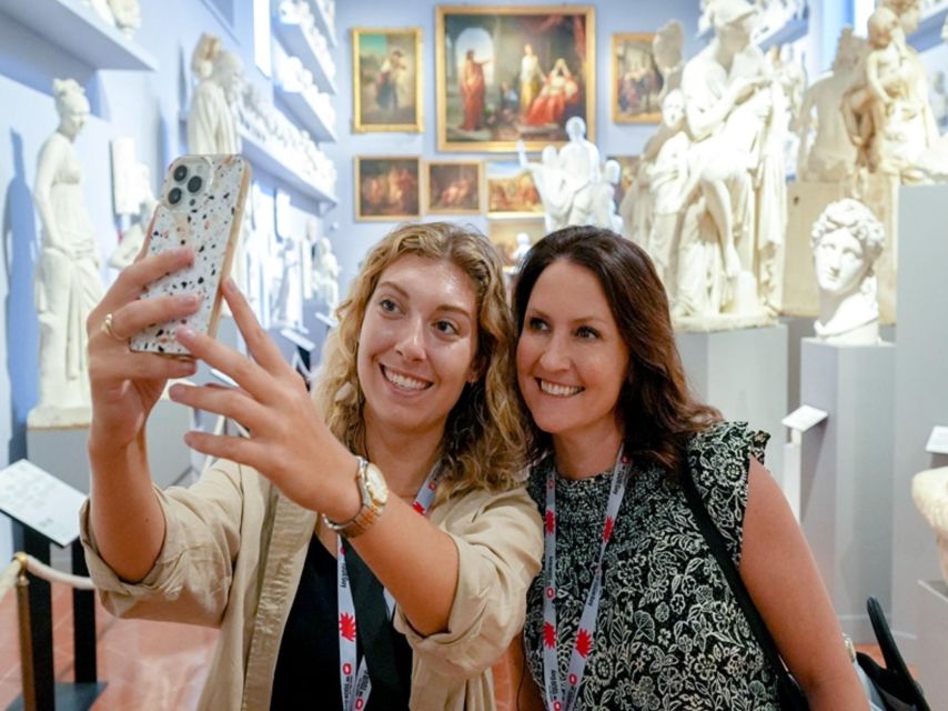 Florence: Statue of David Evening Tour - What to bring and what to leave behind