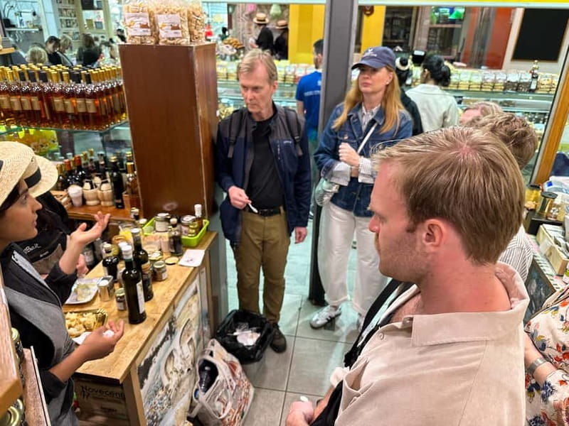 Florence: Street Food Tour with Wine & Local Guide - Homemade pasta and a proper pause