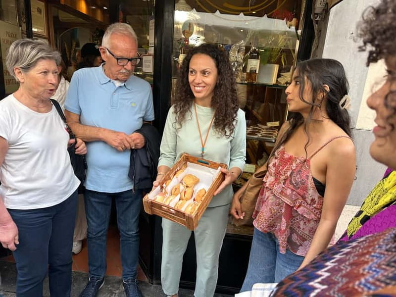 Florence: Street Food Tour with Wine & Local Guide - Starting at Piazza dell’Unità Italiana
