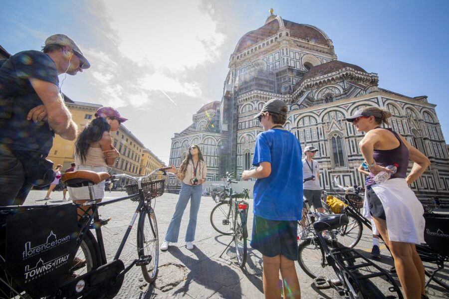 Florence: The Original City Bike Tour with a Guide - What the ride feels like