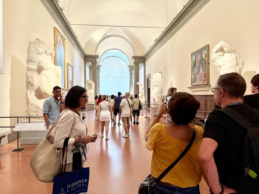 Florence: Uffizi & Accademia Small Group Walking Tour - Key points at a glance