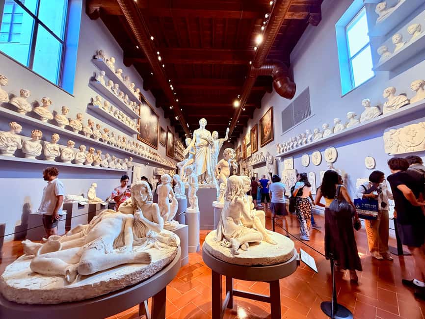 Florence: Uffizi & Accademia Small Group Walking Tour - Duomo Square and Florence’s outdoor landmarks
