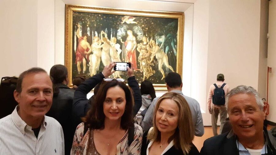 Florence: Uffizi Gallery and Accademia Gallery Guided Tour - The guides and the style of commentary