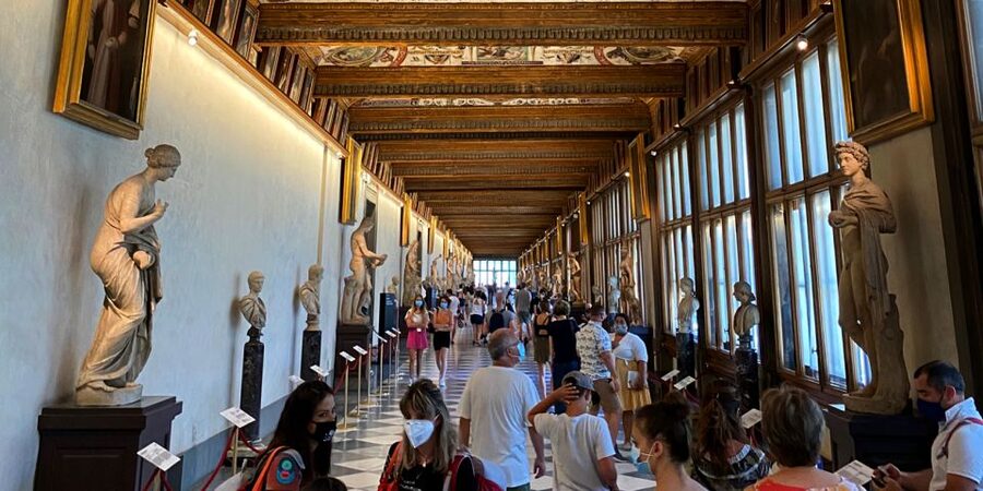 Florence: Uffizi Gallery Priority Ticket & Small-Group Tour - Why the Uffizi works best with a guide