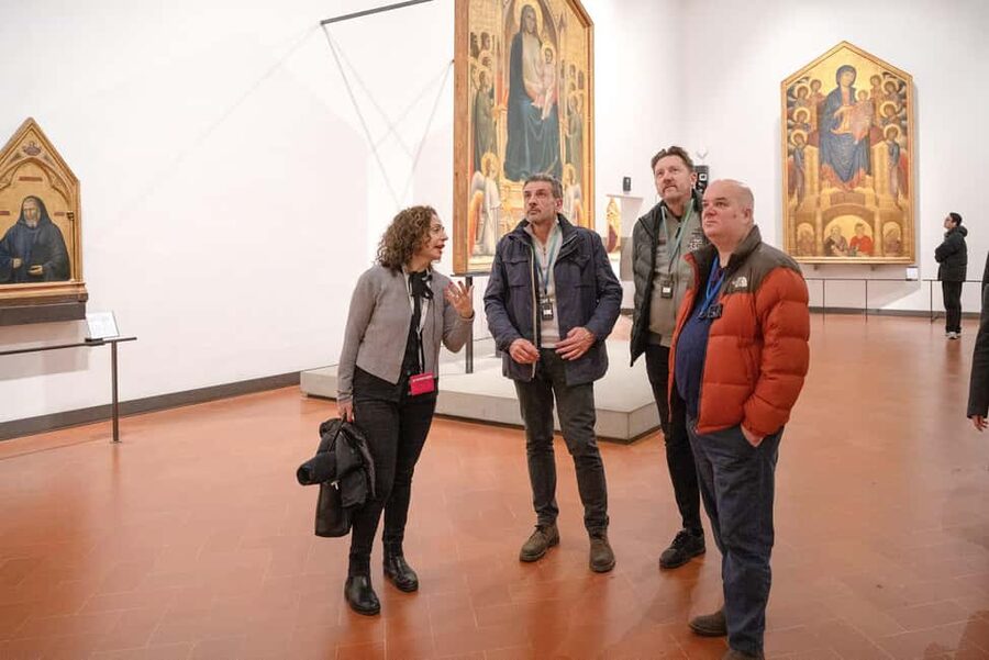 Florence: Uffizi Gallery Skip-the-Line Guided Tour - Inside the Uffizi: a focused two-hour route