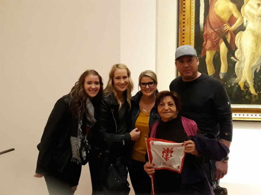Florence: Uffizi Gallery Small Group Guided Tour - What the 15-person group feels like