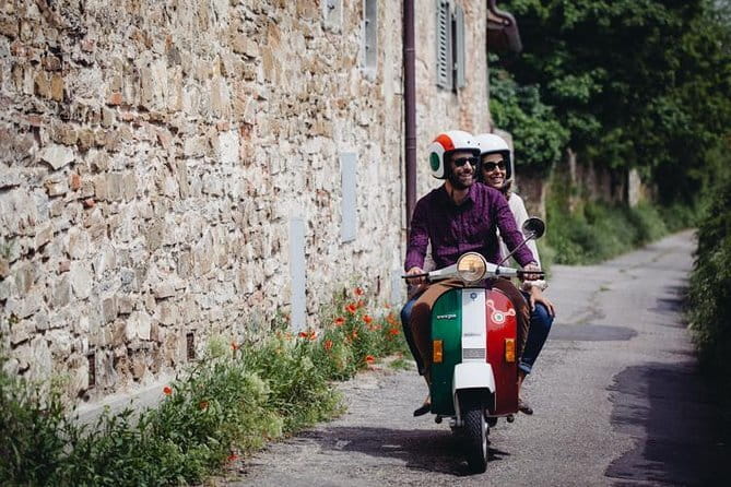 Florence Vespa Tour: Tuscan Hills and Italian Cuisine - Piazza Michelangelo and the first city views