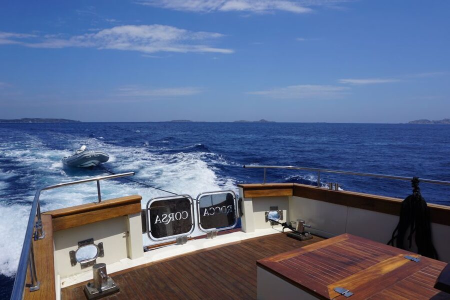 Forio: Ischia Island Boat Tour with Local Lunch and Swimming - The Green Cave and lunch on the water